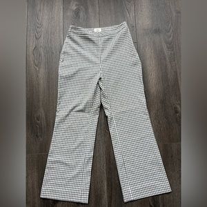 Aritzia Wilfred Kick Flare Pant